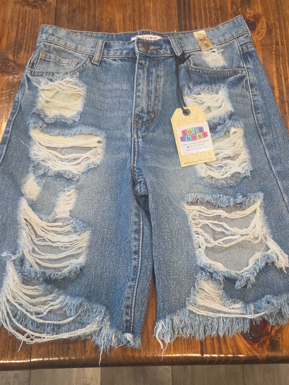 NWT VIBRANT MIU Distressed High-Waist Denim Shorts - Blue